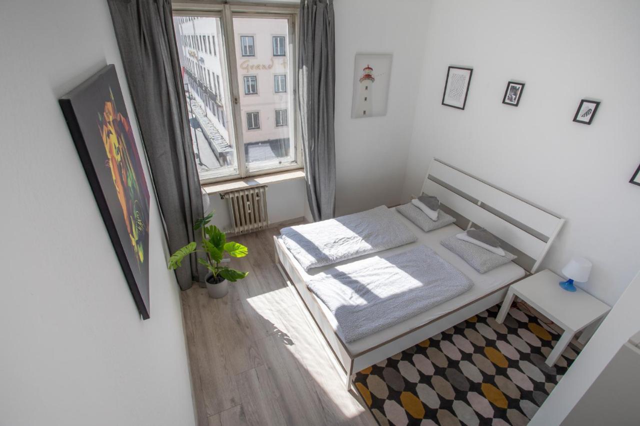 Apartment In The City Center Innsbruck Bagian luar foto