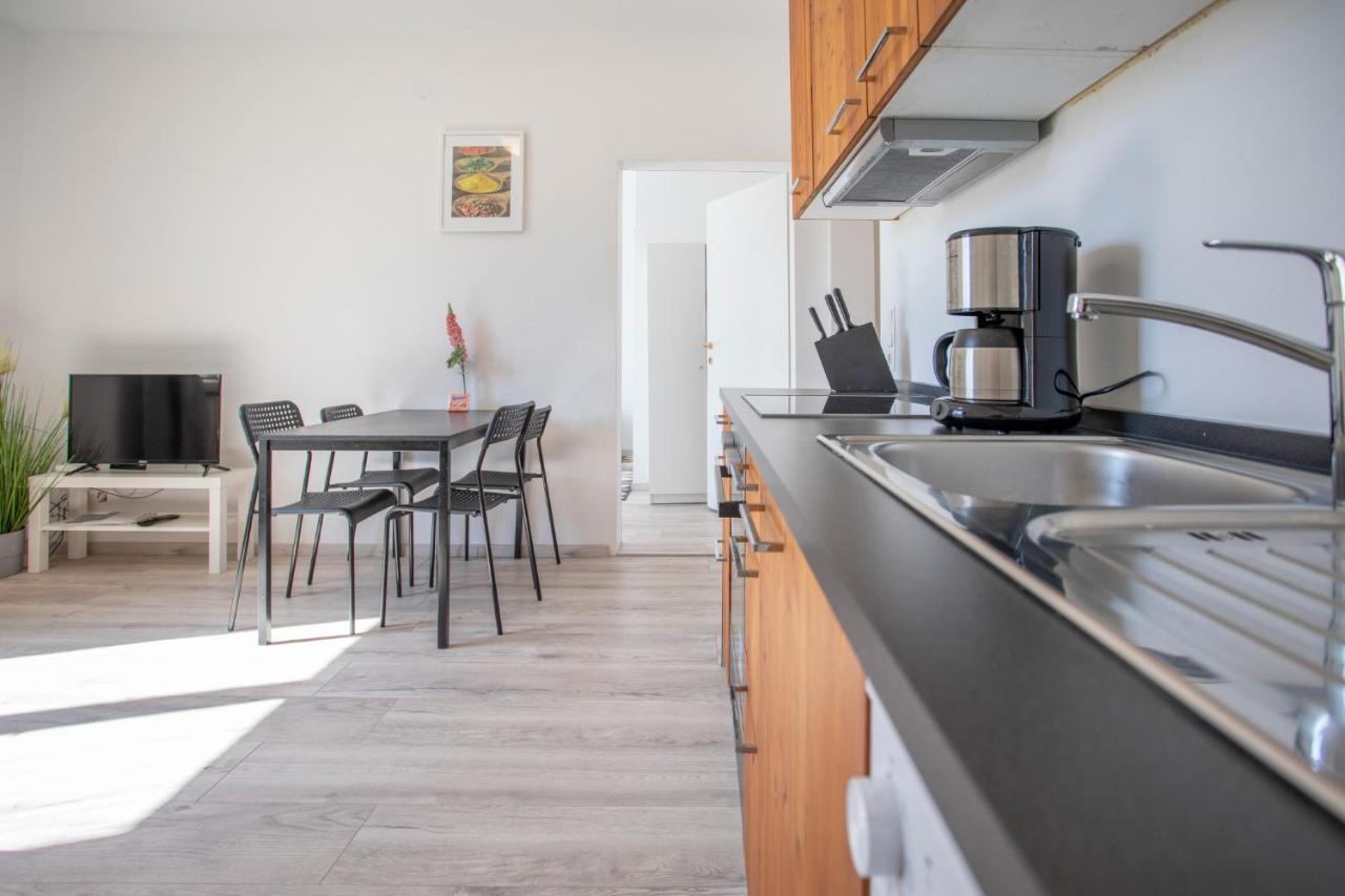 Apartment In The City Center Innsbruck Bagian luar foto